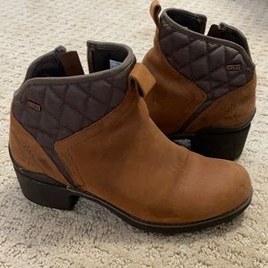 Merrell boots; used but in good shape